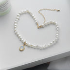 Elegant White Round Medal Freshwater Pearl Necklace for Woman