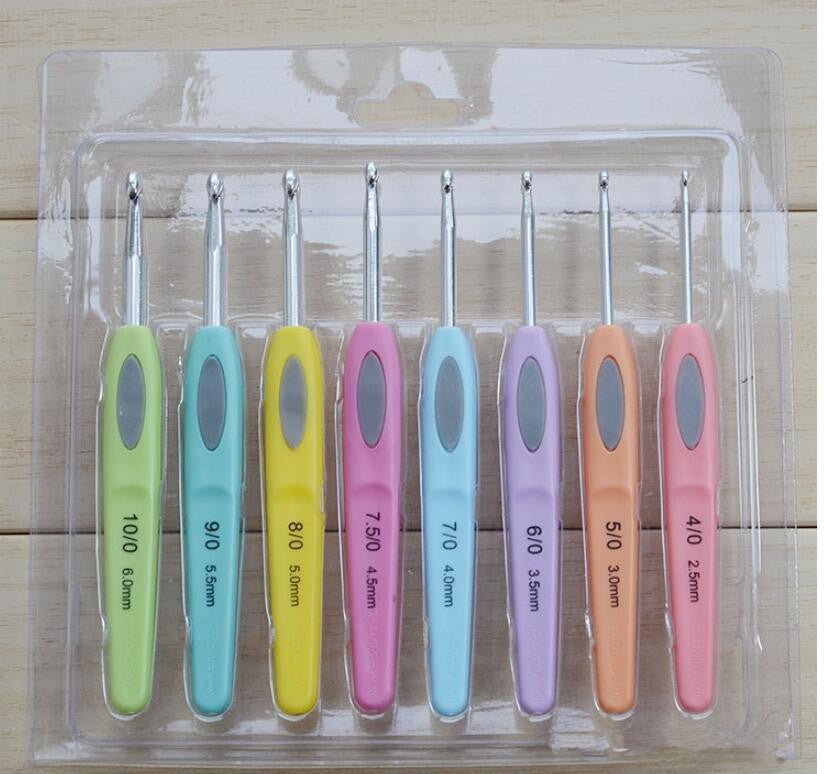 8pcs Set Crochet Hooks With Without Led Plastic Handle Knitting Needles Set 2.5 6mm Needle Sewing Kit Multicolour Sewing Tool | Orazek UK Ltd