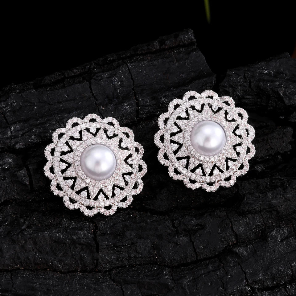 Elegant Cubic Zircon Round Pearl Earrings Asimatric Stud Earring