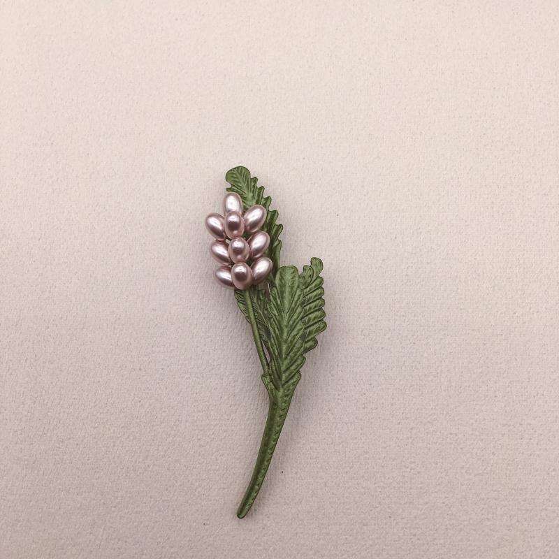 Avocado Green Art Small Fresh Pearl Leaf Brooch Orazek UK Ltd