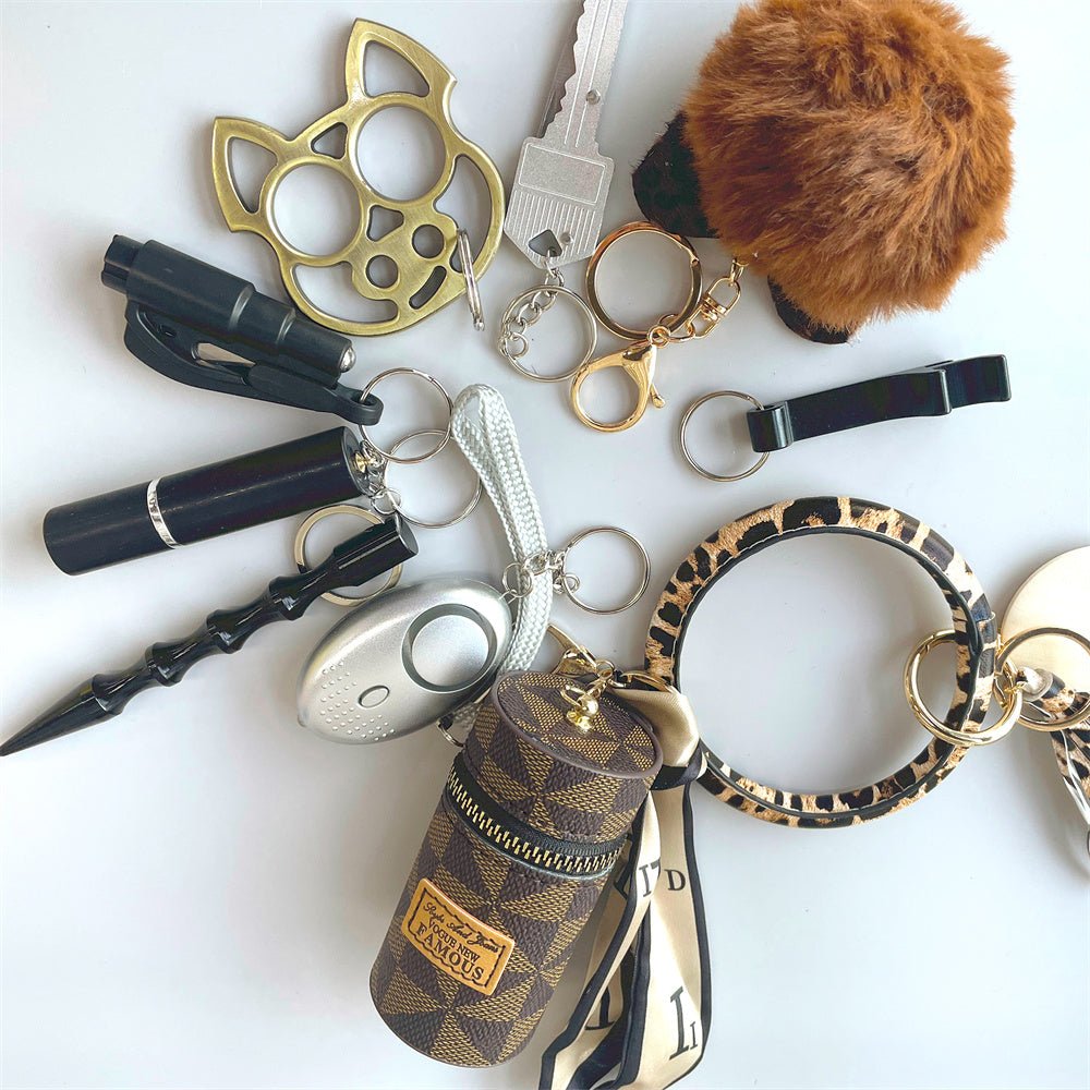 Beaded Card Bag Wool Ball Bottle Opener Finger Tiger Key Self-defense Key Buckle Set | Orazek UK Ltd