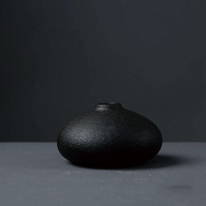 Creative black ceramic small vase | Orazek UK Ltd