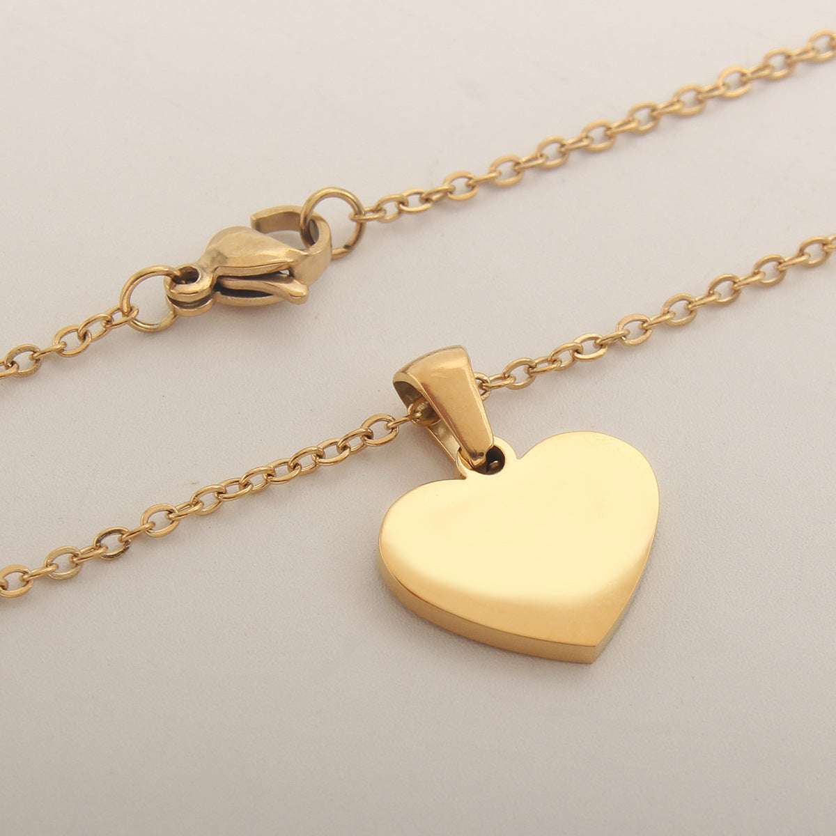 Fashionable Heart-shaped White Shell Gold Love Personalized Initials Alphabates Necklace For Women | Orazek UK Ltd