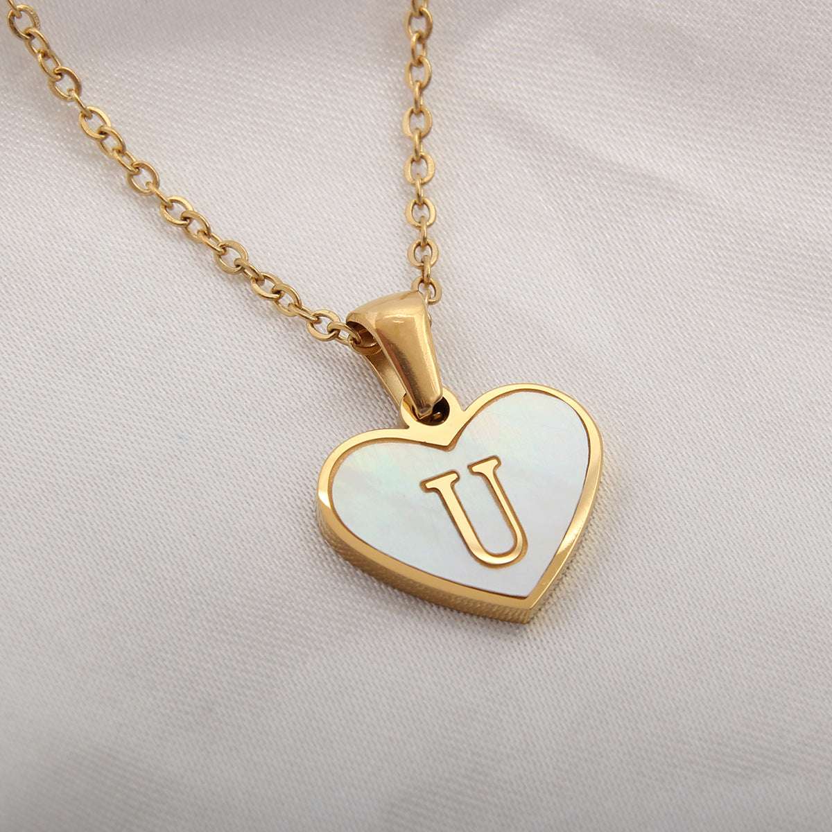 Fashionable Heart-shaped White Shell Gold Love Personalized Initials Alphabates Necklace For Women Orazek UK Ltd