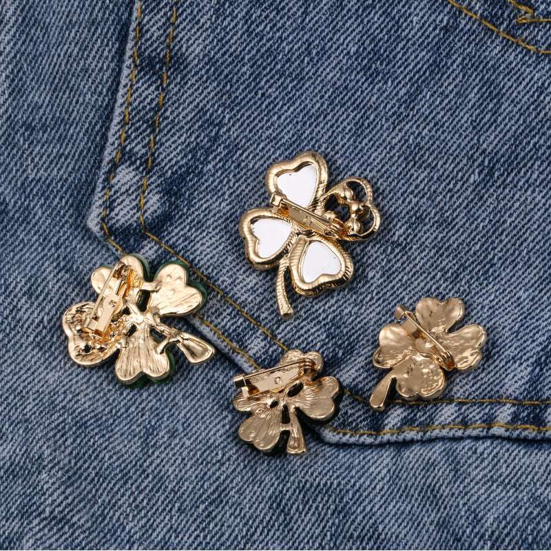 Four-leaf clover brooch, rhinestone brooch, alloy brooch | Orazek UK Ltd