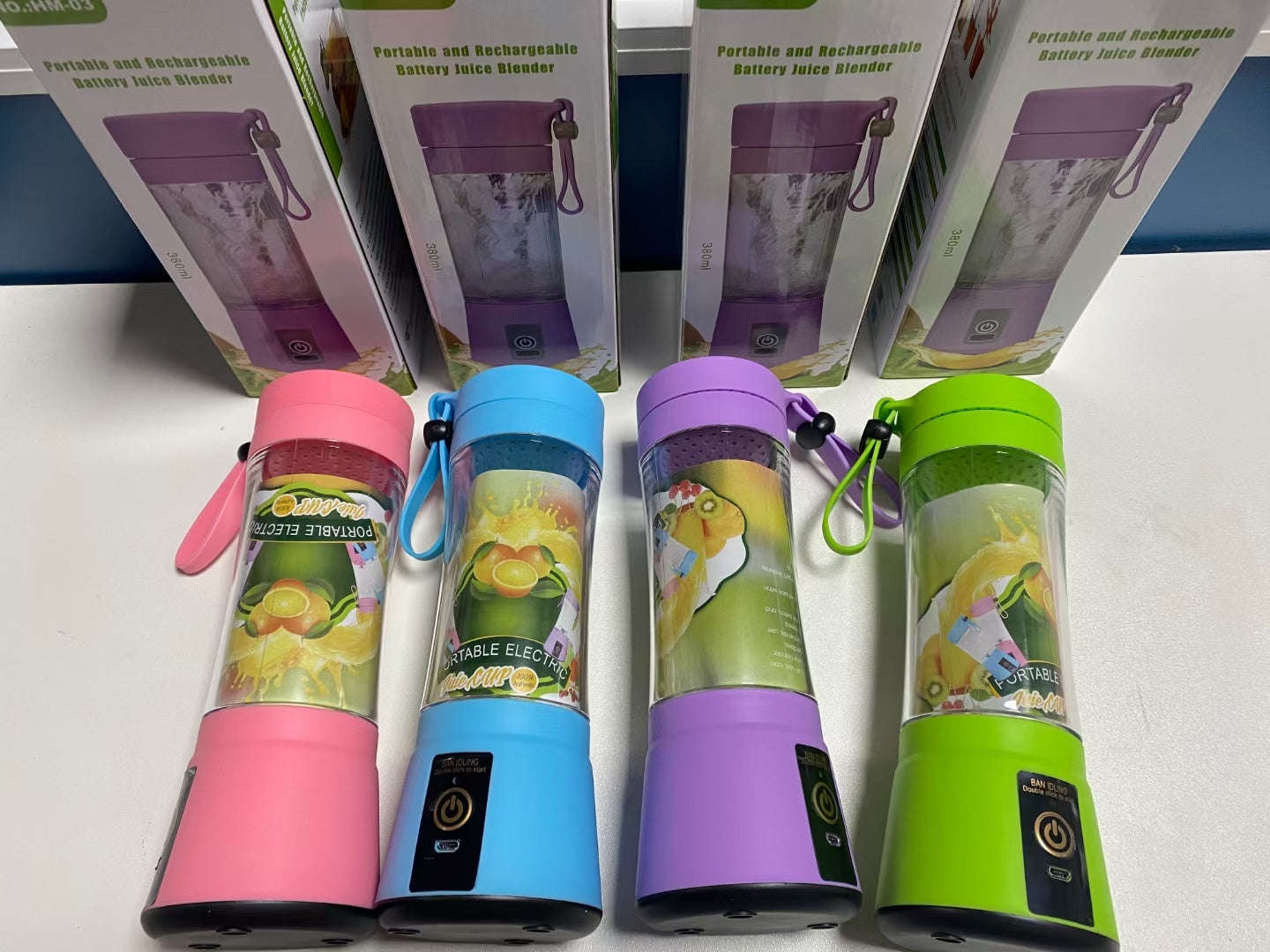 Portable Blender With USB Rechargeable Mini Kitchen Fruit Juice Mixer Home Simple Portable Electric Mini Juicer | Orazek UK Ltd