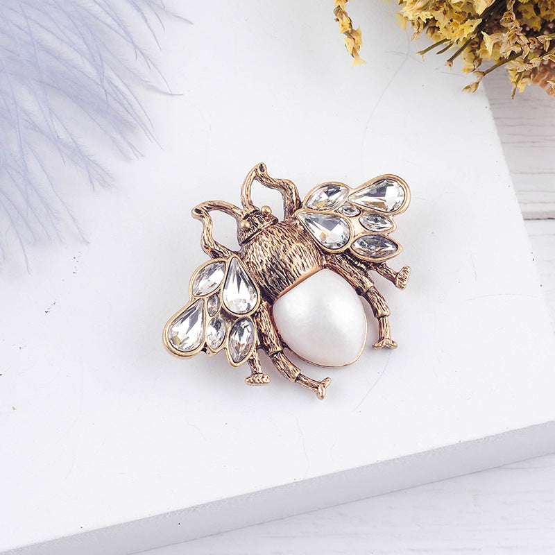 Premium sense vintage brooch bee brooch Orazek UK Ltd